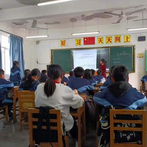 春光不负赶路人，勤奋耕耘方致远。——平和县小坪小学校本教研