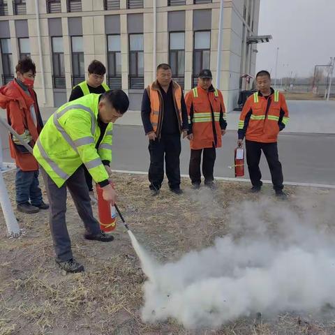新兴隆山养护工区消防演练
