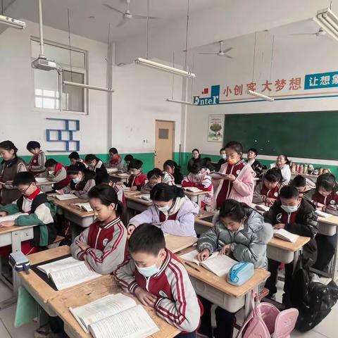 【昌邑市都昌街道南逄学校】充分发挥传帮带，听课评课促成长