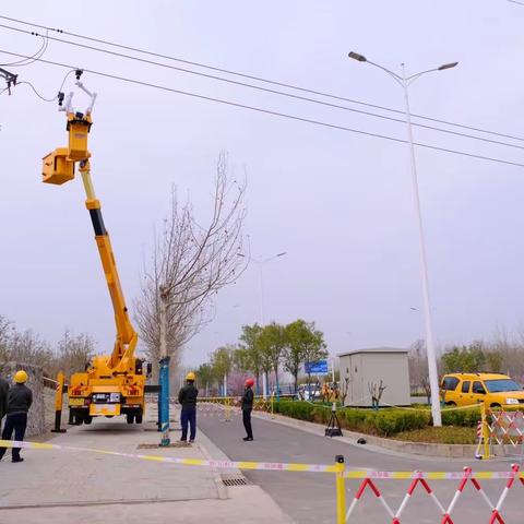 “巧手匠”县域首秀！带电作业机器人新密首战告捷