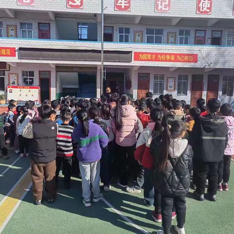 笃志前行，榜样引领——熊背第九小学