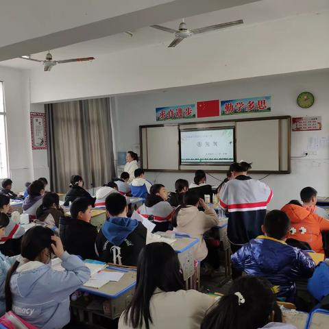 教学视导明方向，精准把脉促提升——黄滩镇中心小学迎接教研室教学视导