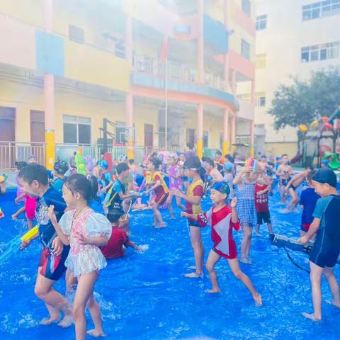 夏日炎炎、玩水超甜——东桂园幼儿园