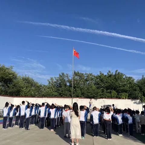 【魏寨街道彭村小学·德育篇】躬耕教坛，强国有我。——教师节系列活动