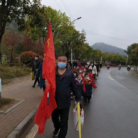 会同林城一完小2206班学雷锋活动