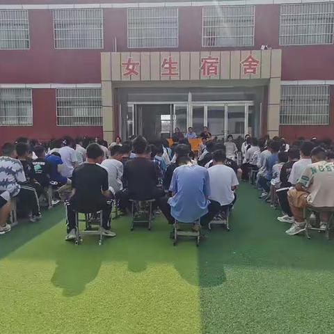 心怀感恩，扬帆启航——冯庄乡中心小学举行六年级毕业典礼