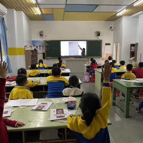 乐平中心小学第八周硬笔书法班反馈