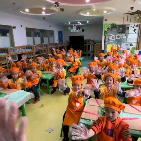 【安知鸿幼儿园】《记录美好“食”光》——💕安知鸿幼儿园💕三明治大班美食课开课啦！❤️