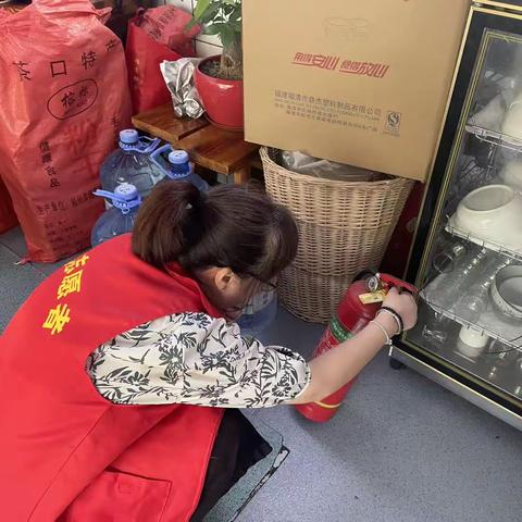 燃气安全用，防范于未“燃”---茶亭街道广安社区开展燃气消防安全检查