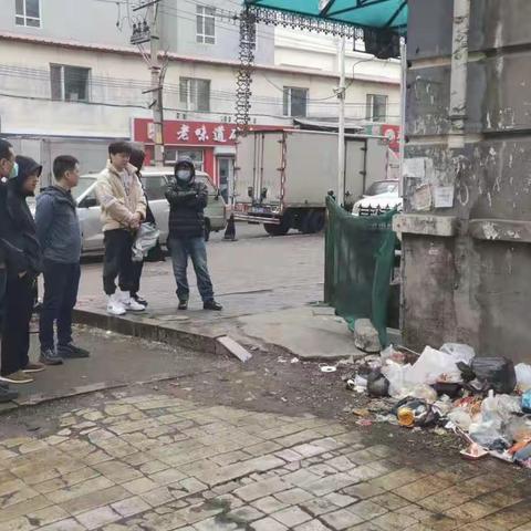 春季整治大背景下，攻坚短板漏洞——
多方联动，共治市场摊区