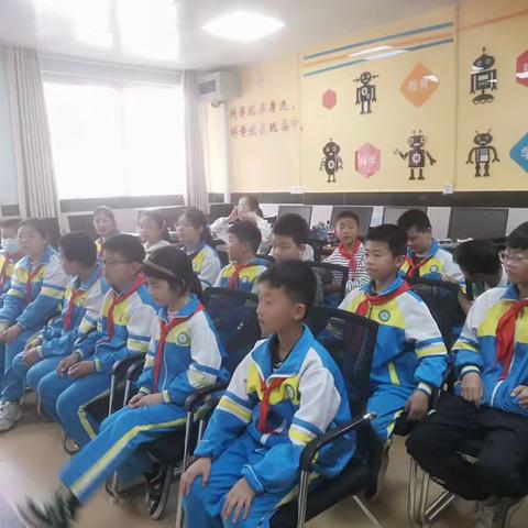 梁苑小学机器人社团--智能擂台赛实战模拟