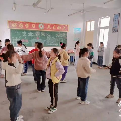 舞动精彩 快乐成长—殷都区许家沟乡小寨小学舞蹈社团纪实（五）