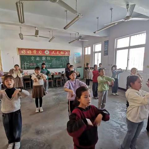舞动精彩 快乐成长—殷都区许家沟乡小寨小学舞蹈社团纪实（六）