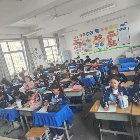 黄口小学创意美术社团