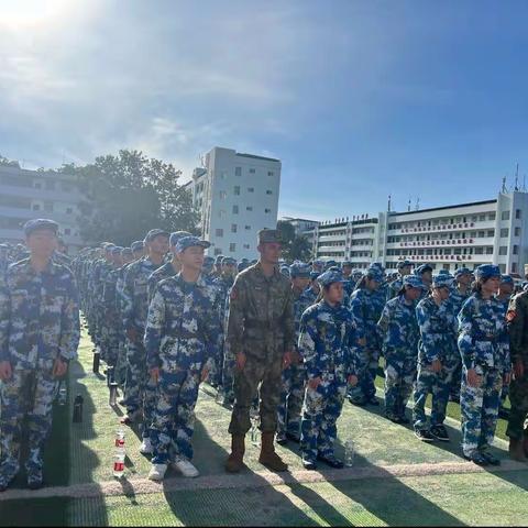 乘长风破万里浪，凌青云啸九天歌——八所中学2023级高一（2）班军训纪实