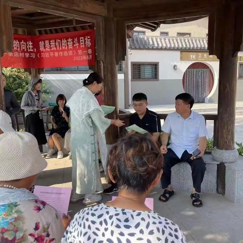 做好垃圾分类宣传 党员在行动