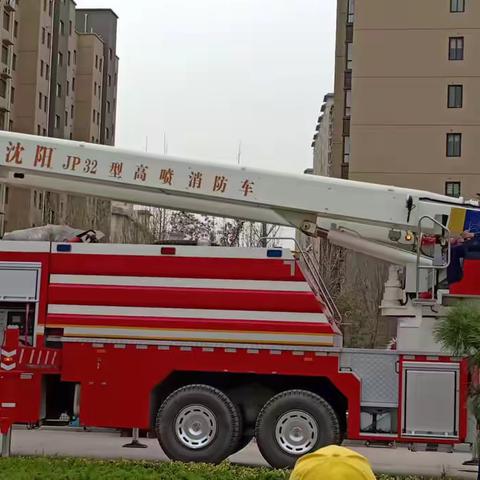 消防进校园，安全记心间——南乐县第四实验小学消防进校园活动