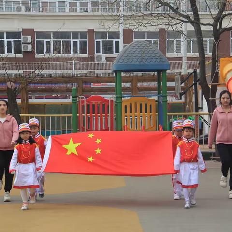 学雷锋·萌娃在行动——记沧州市第二幼儿园学习雷锋主题系列活动