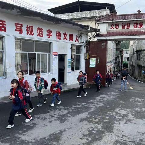 汪营镇第二小学第二十周值周总结