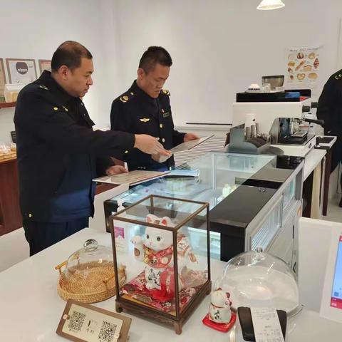 太东街道综合执法办联合市场监管所开展烧烤店突击检查