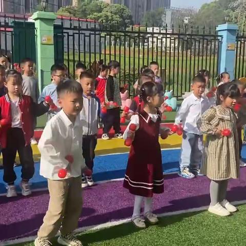 【新建区迪启搏幼儿园】迪启博幼儿园 第十二周 大二班学习与生活📖