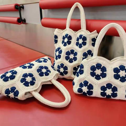 纯手工钩织祖母格包/以线为纸，以针代笔，  拈针引线，铸就精品