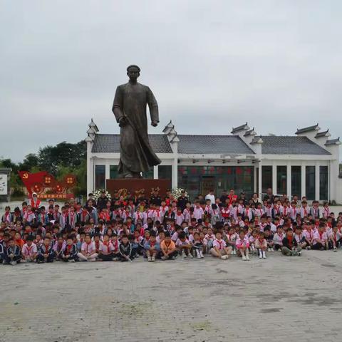 湖沟小学携手固镇县战旗协会开展追寻红色之旅教育主题实践活动