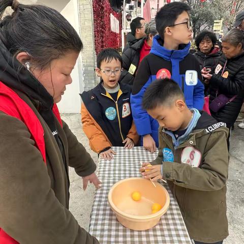赤马迎春活力满，邻里运动乐开怀！建南社区联合信义巷邻里服务站新春趣味运动会嗨翻全场