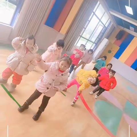 🌈爱上幼儿园，快乐每一天🌈——爱丽尔幼儿园中二班成长记录