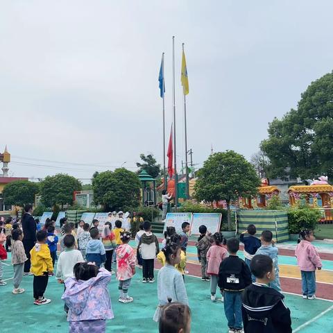时钟⏲滴滴dada不停转动……启智班第十五周在园时光结束啦🧚‍♀️请跟上我们的步伐呦🌸🌸🌸