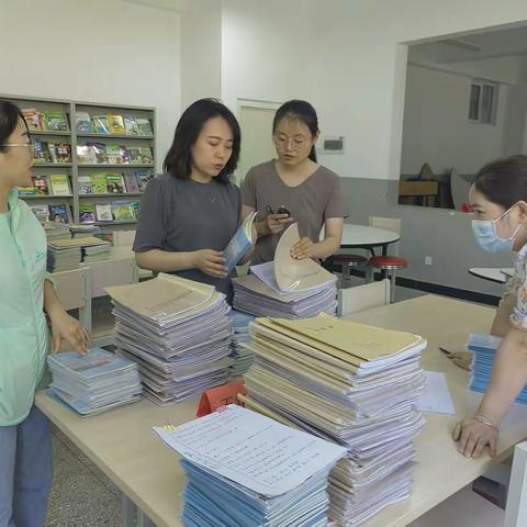 落实常规检查，提高教学质量 ——实验二小三十小校区6月教学常规检查纪实