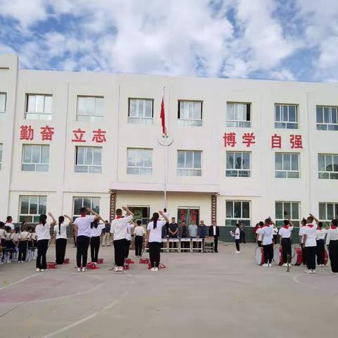 学习二十大 奋进新征程 争做好队员—权家湾九年制学校“践行二十大，拥抱新时代，争做好少年”庆六一活动