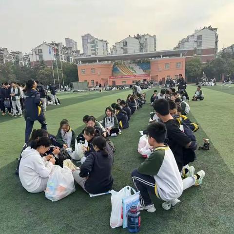 同心筑梦，一往无前 ———记育才实验学校九（17）班运动会