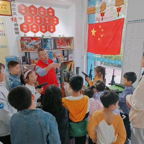 【棉纺社区党支部】“国防教育进社区”-少儿拥军爱党活动