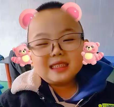 振鸿幼儿园鸿德2班的小神兽们