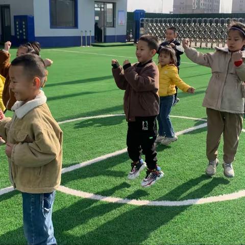 东胜区田芽幼儿园星月大班一周生活剪影🎉