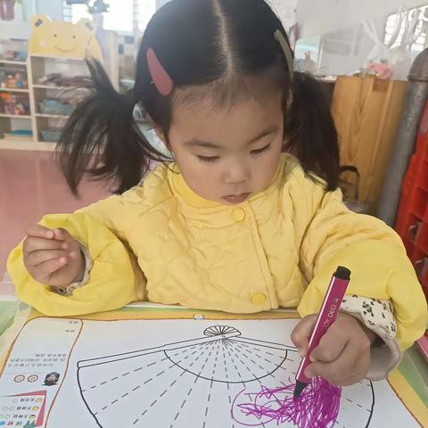 爱的堡幼儿园小一班快乐时光