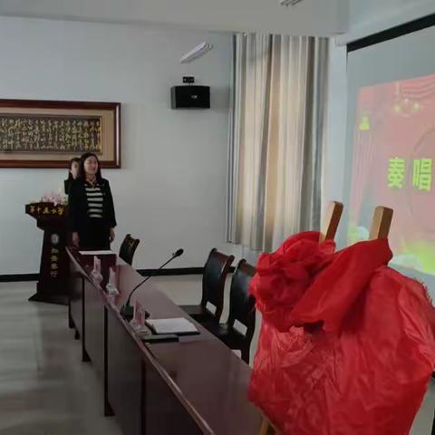 双向奔赴  共育花开——利通区第十五小学“家庭教育白日行动”启动会暨家庭教育大讲堂