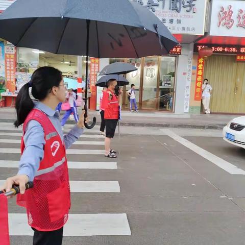 风雨无阻，护畅有你--五（3）班第四次护畅