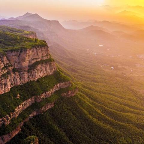 《父亲的太行山》作者刘铁龙     朗诵：向东、黎琴、张峰、暖心向阳、玉涛、蓝色水晶、姜清、琦妙、九天卧龙