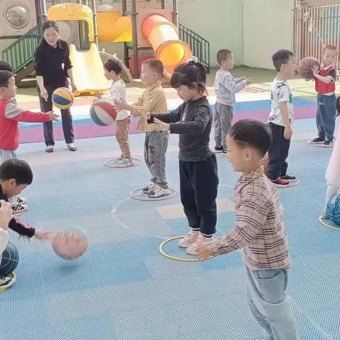 青云谱区迪启博幼儿园中班第十二周《赴春约，共成长》