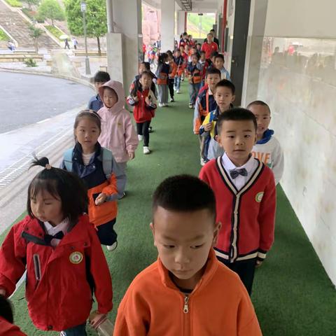 走进小学一赴一场成长之约————幼小衔接之参观小学