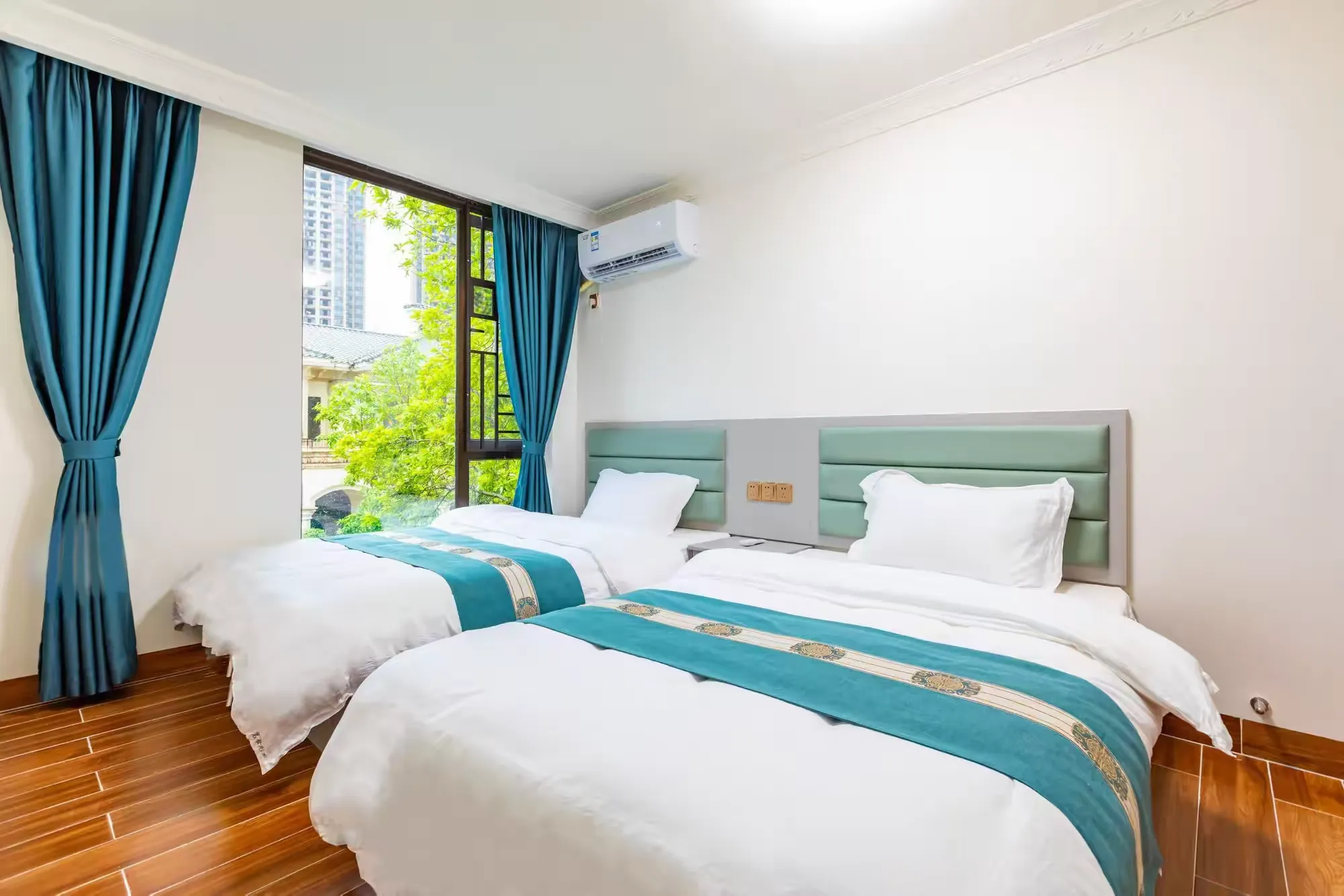 清远恒大独栋度假别墅5房11床