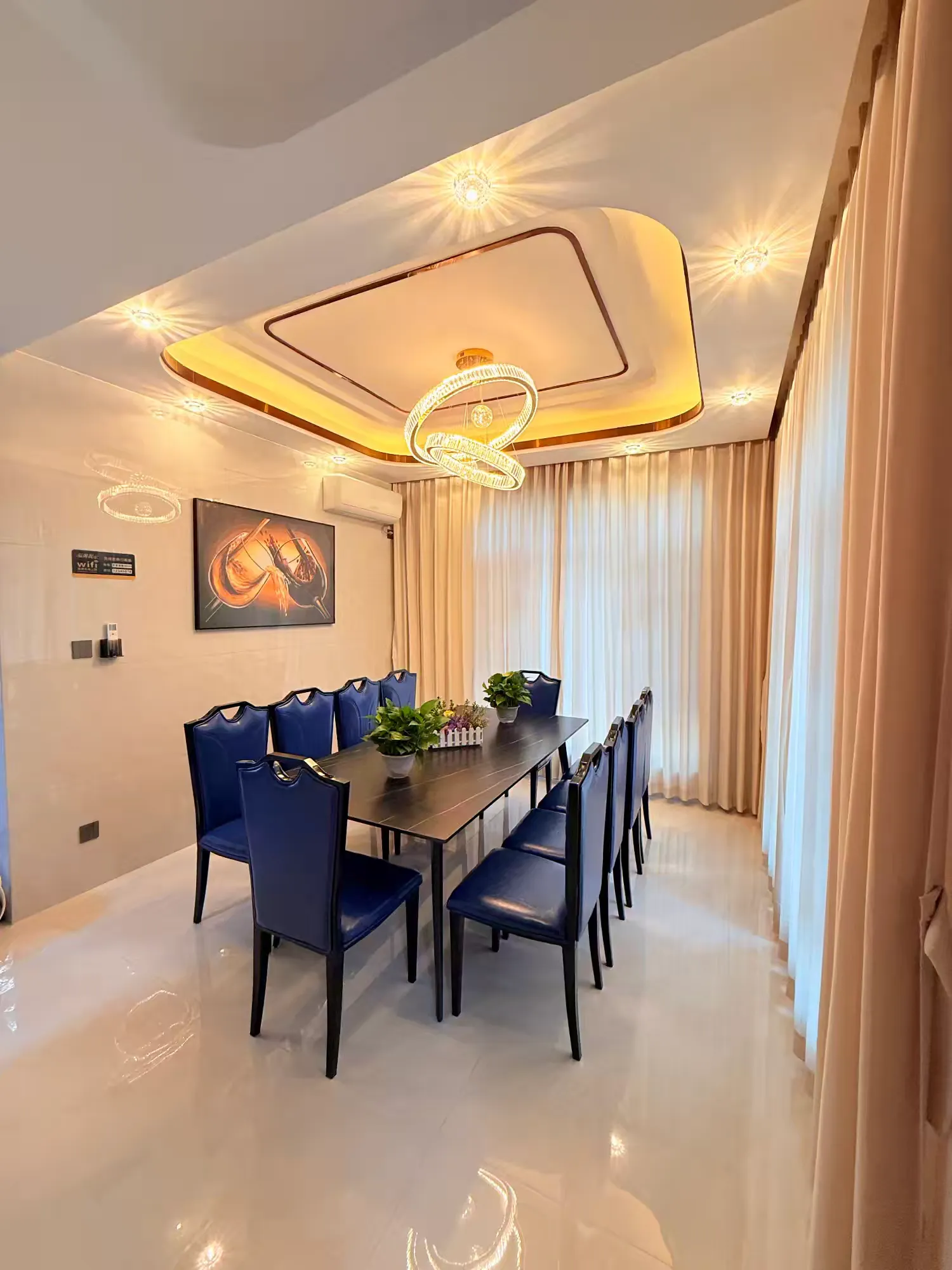 清远恒大9房17床8卫全新豪华装修网红简约别墅独立K房温泉泳池