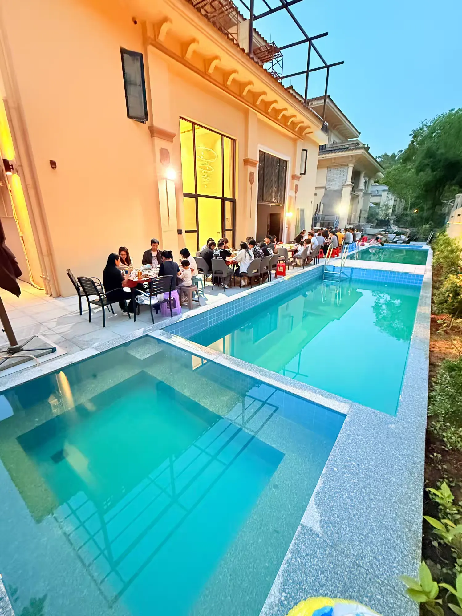 清远恒大独栋别墅网红简约设计会议独立K房9房17床8卫