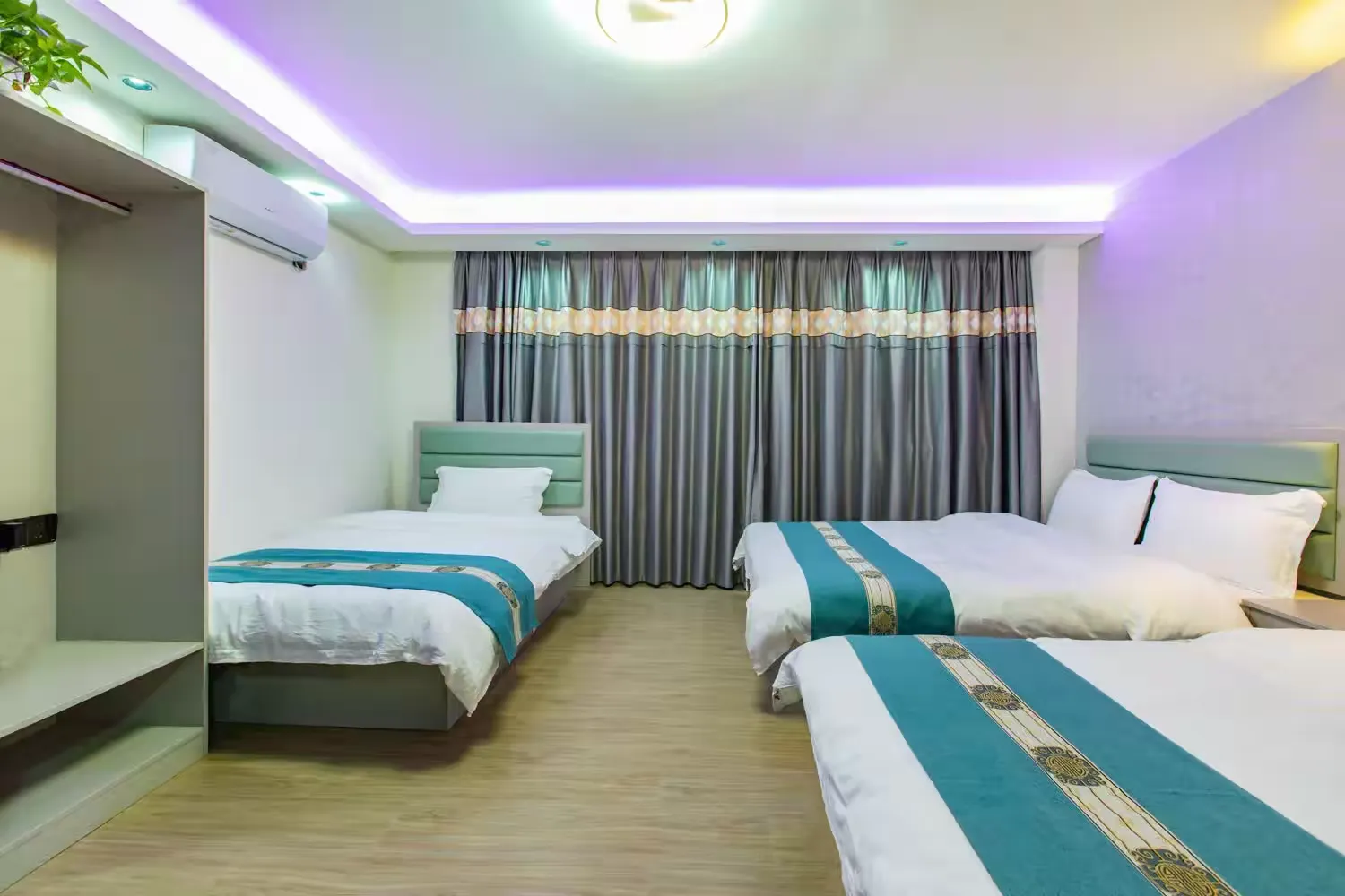 清远恒大新装修全瓷砖上墙简约别墅10房24床10卫