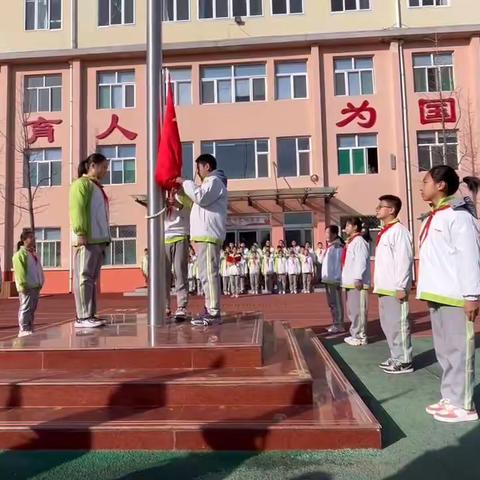 遵守规则，文明你我他——潞州区实验中学小学部六（1）中队升旗仪式