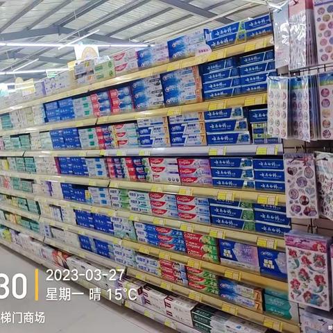 梯门店闭店陈列