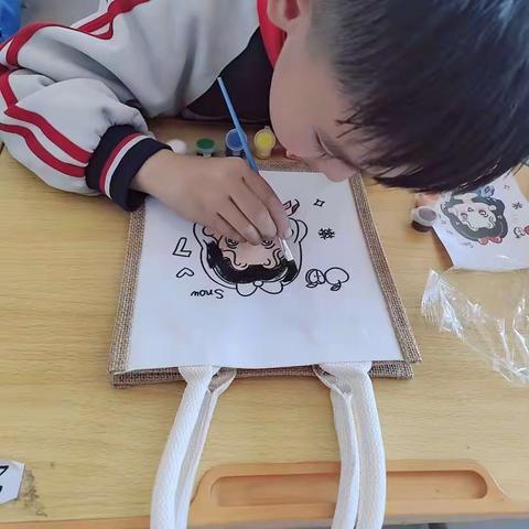 长城小学二(4)班综合综合实践课——《四》