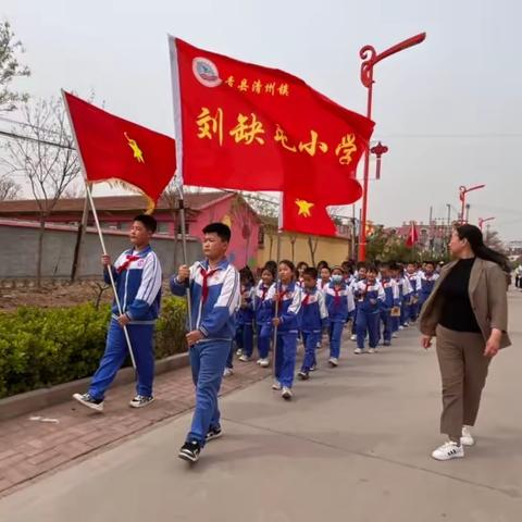 重温红色记忆，传承红色精神——红领巾走进刘缺屯村红色教育基地